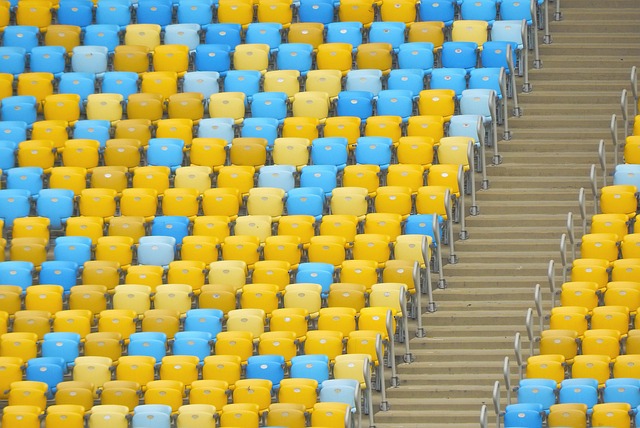 而西部联赛 而西部联赛